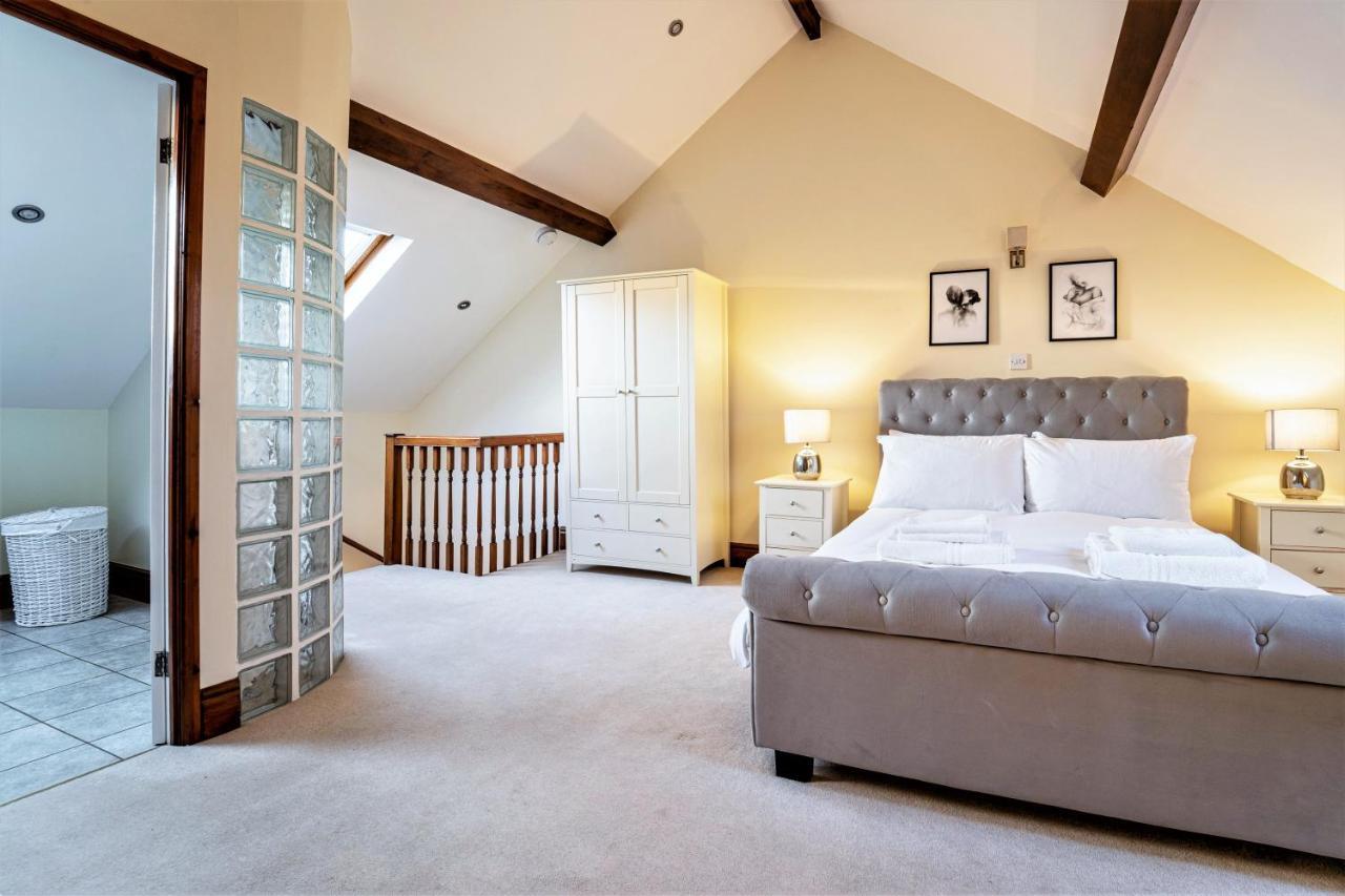 The Cottage In Chester, Sleeps 6 With Free Parking ภายนอก รูปภาพ