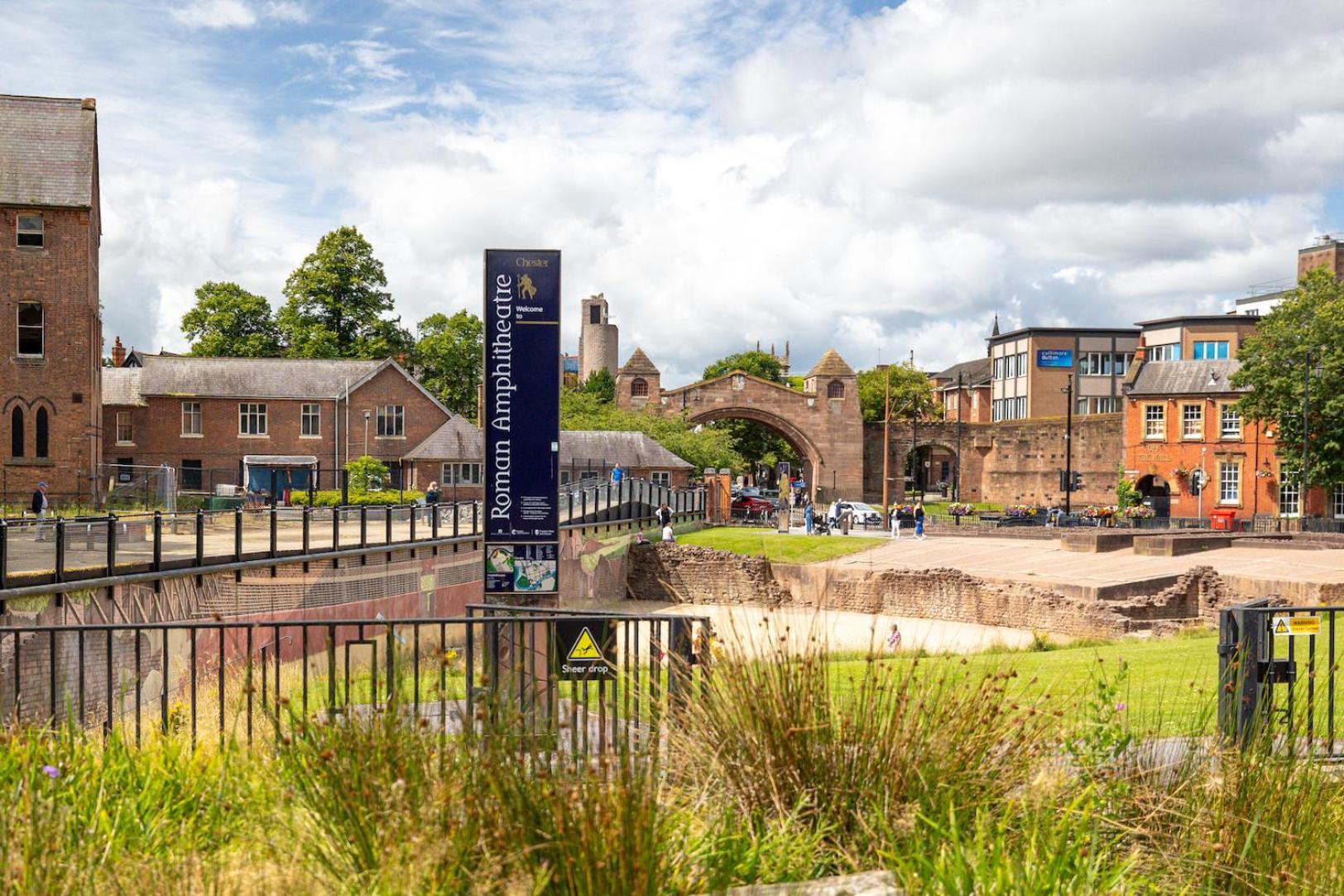 The Cottage In Chester, Sleeps 6 With Free Parking ภายนอก รูปภาพ